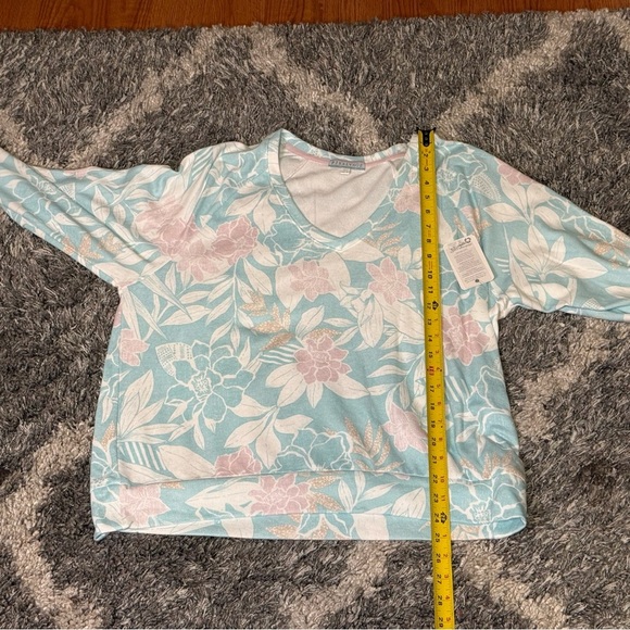 NWT PJ Salvage Pajama Top Size XL Fleece V-Neck Long Sleeve Floral Peachy Cozy - Picture 9 of 9